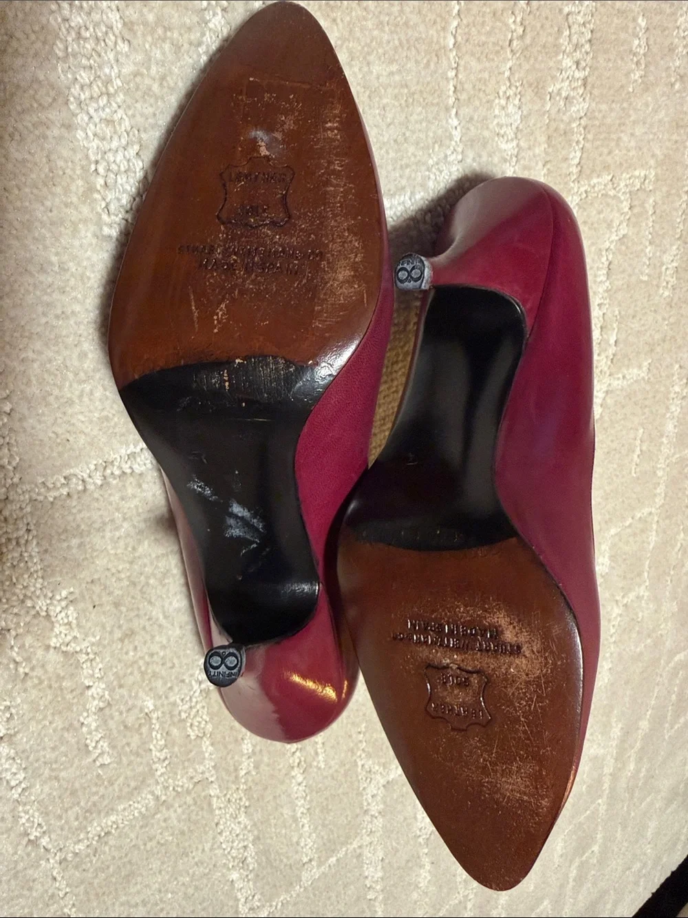 Stuart Weitzman Wine Burgandy Leather Pointed-Toe Pumps with Ring Detail